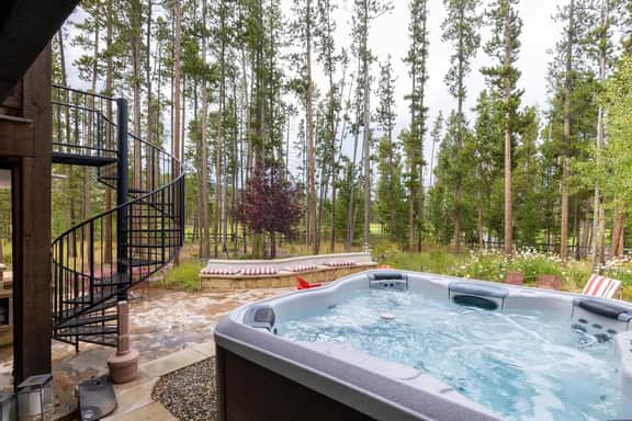 Mountain Retreat on Golf Course w/ Game Room & Hot Tub
