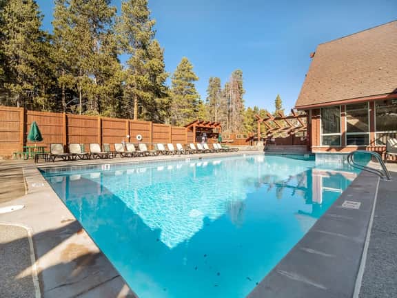 Ski-In/Ski-Out Condo, Steps to Main St & Pool