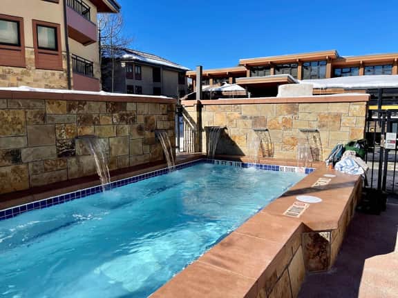 Ski-In/Ski-Out Condo: Prime Main St. Location, Views