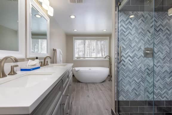 Slope-Side Breck Condo w/Hot Tub & Mountain Views